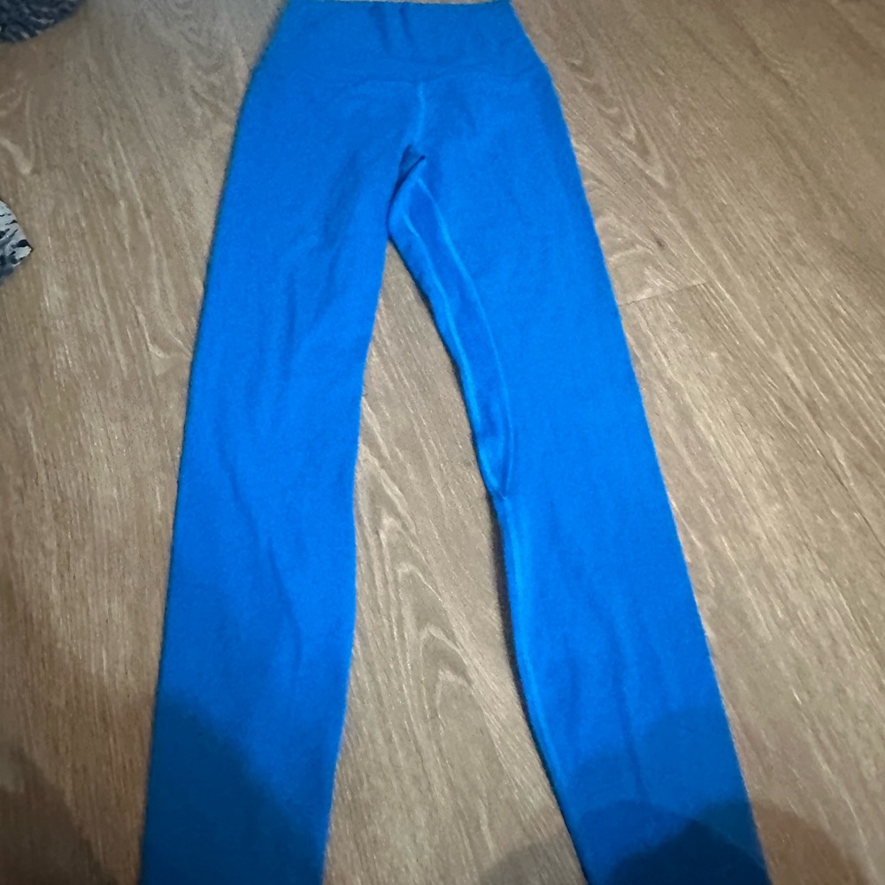 Lululemon align size 2 worn once. 25inch